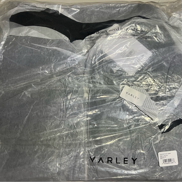 Varley Roseville Down Jacket Puffer Black Small MSRP $398 - Picture 9 of 9